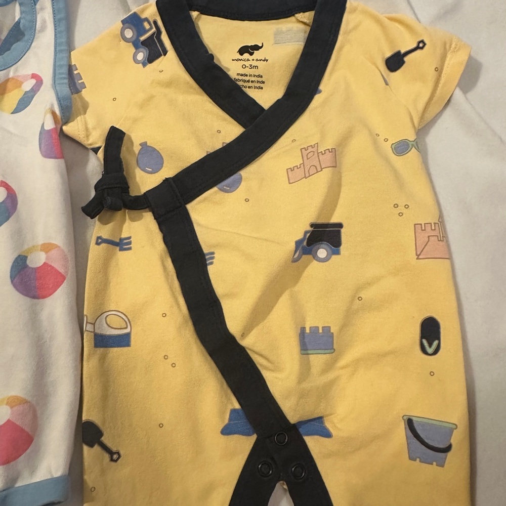 Colorful Baby Rompers Set - Picture 2 of 4